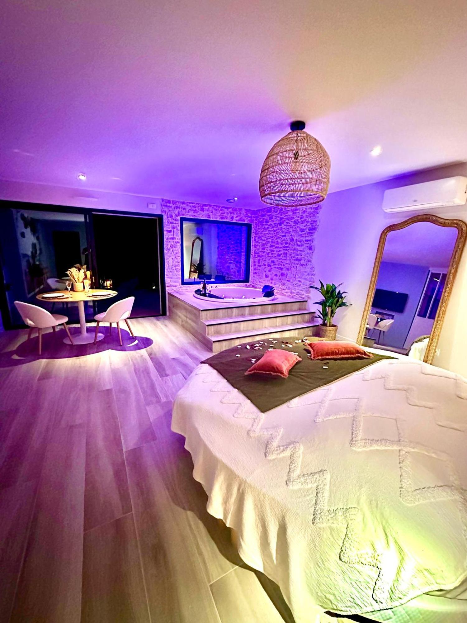 Les Suites Du Payre - Suite Romance Saint-Hilaire-de-Talmont 외부 사진