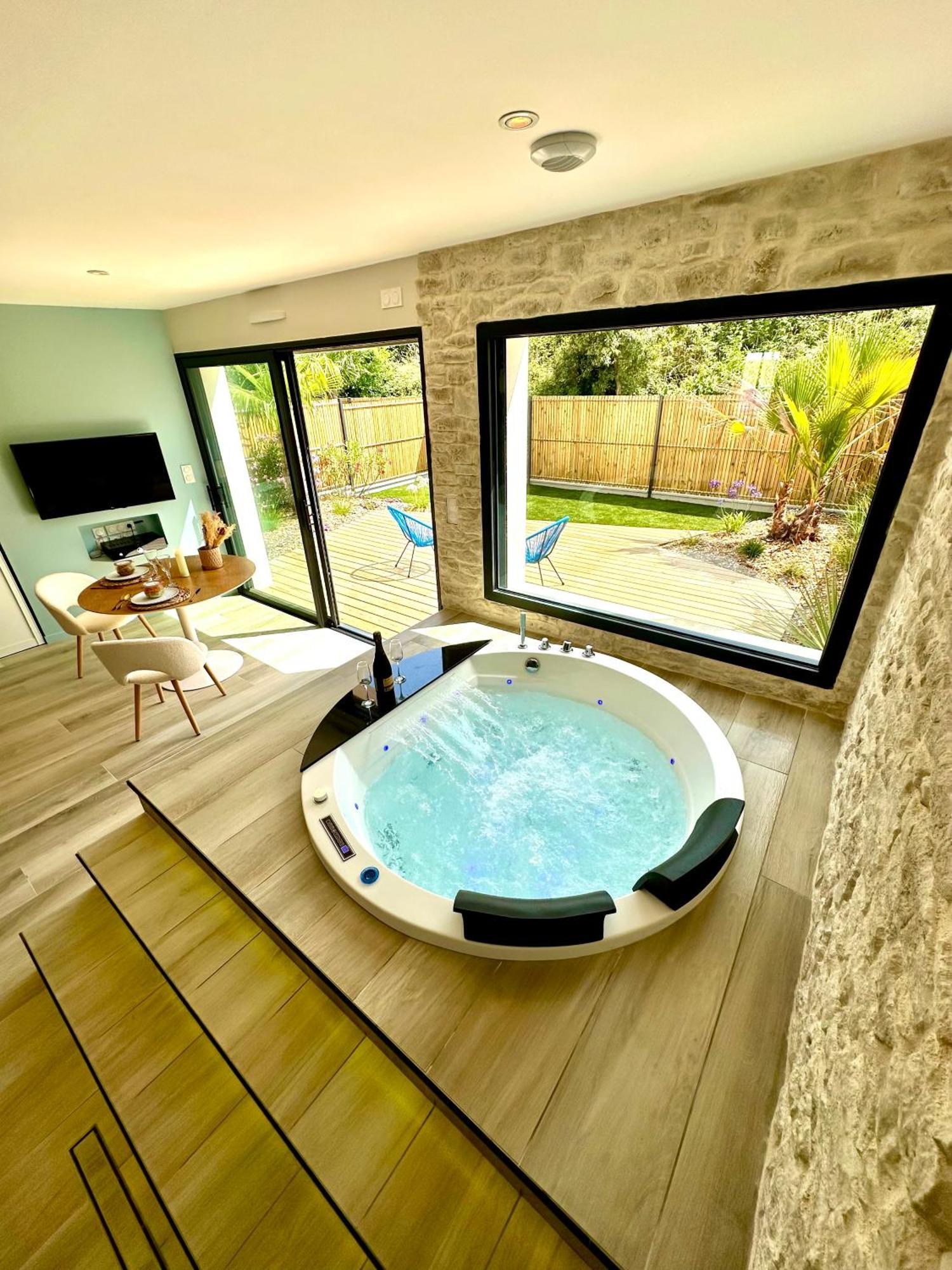 Les Suites Du Payre - Suite Romance Saint-Hilaire-de-Talmont 외부 사진